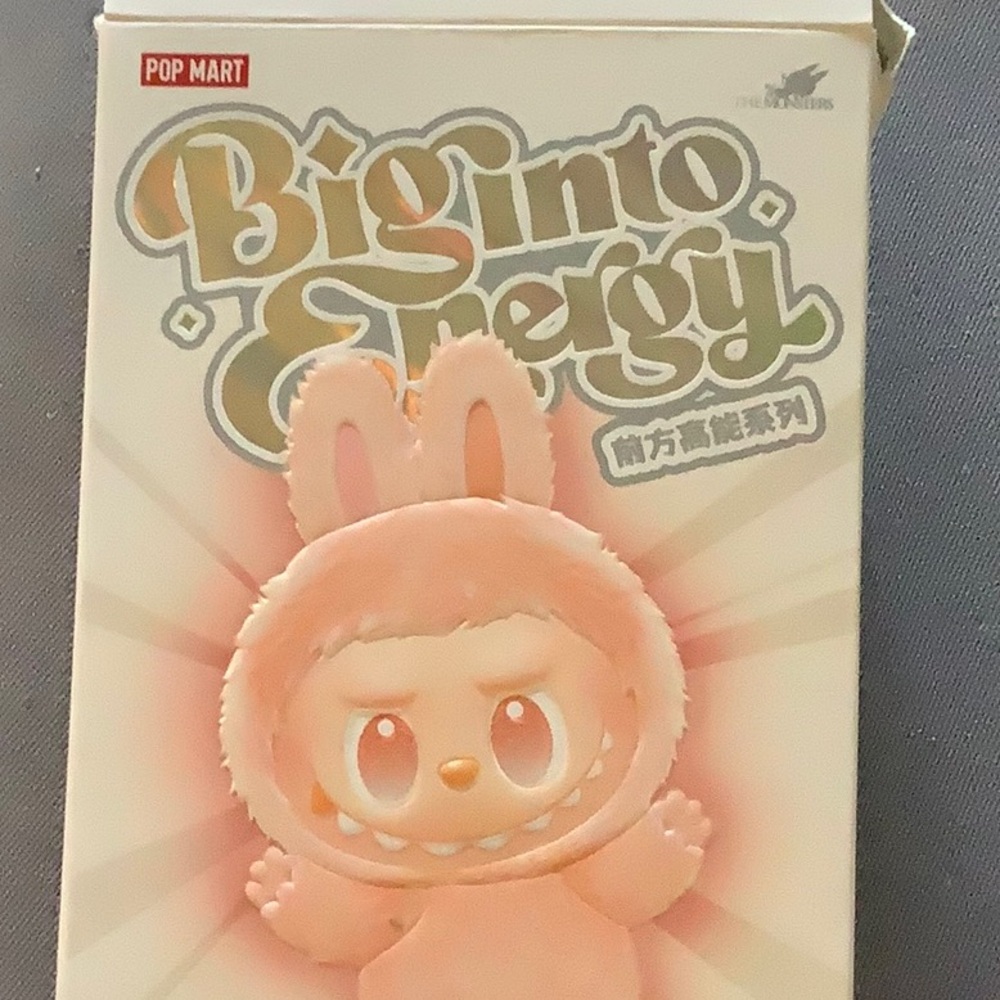 Authentic Pop Mart Big Into Energy Labubu - Love - Picture 3 of 3